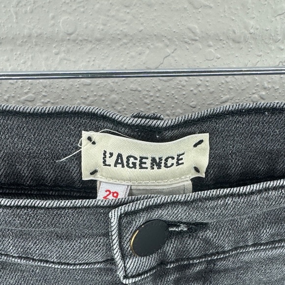 L'AGENCE Audrey Mid-Rise Charcoal Denim Frayed Raw Hem Shorts Vintage Black - 29 - Picture 3 of 13